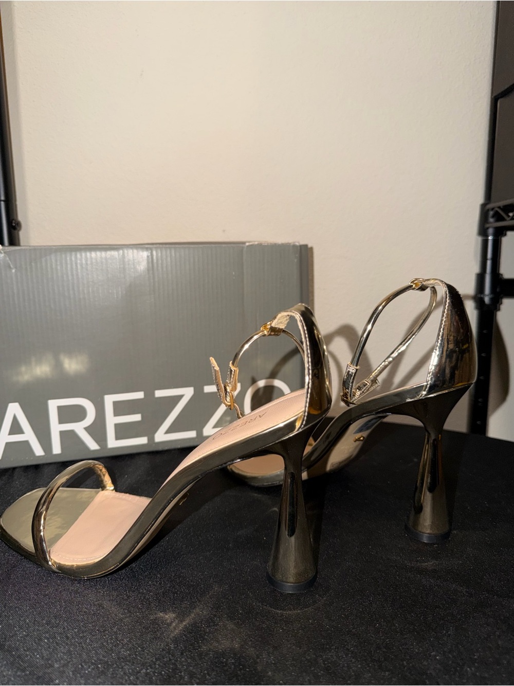 AREZZO 🌟 Gold Ankle-Strap Heels - Bombshell!